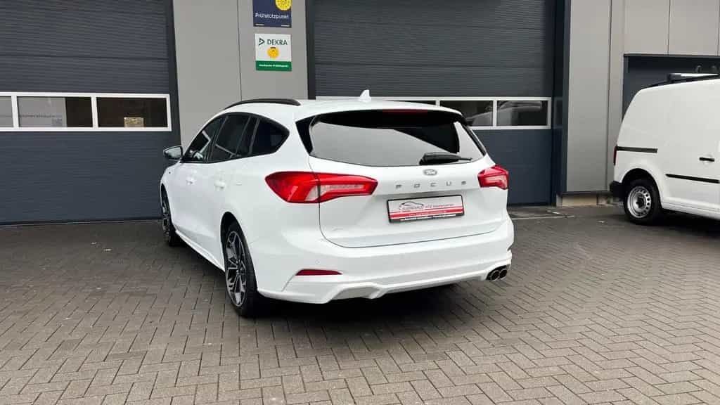 Ford Focus Turnier ST-Line * AHK * APP * ACC * LED 01/2020-photo-11