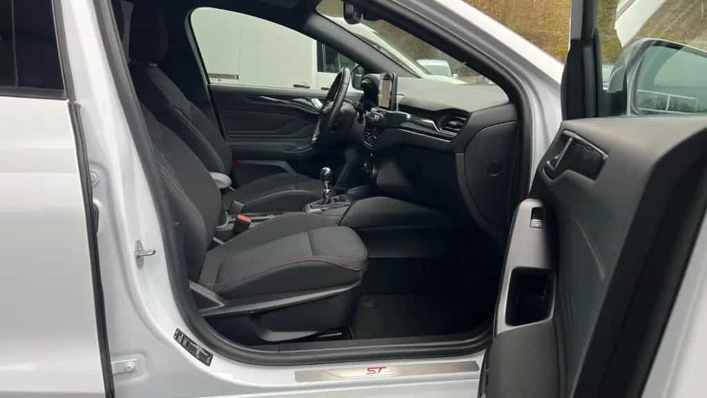 Ford Focus Turnier ST-Line * AHK * APP * ACC * LED 01/2020-photo-18