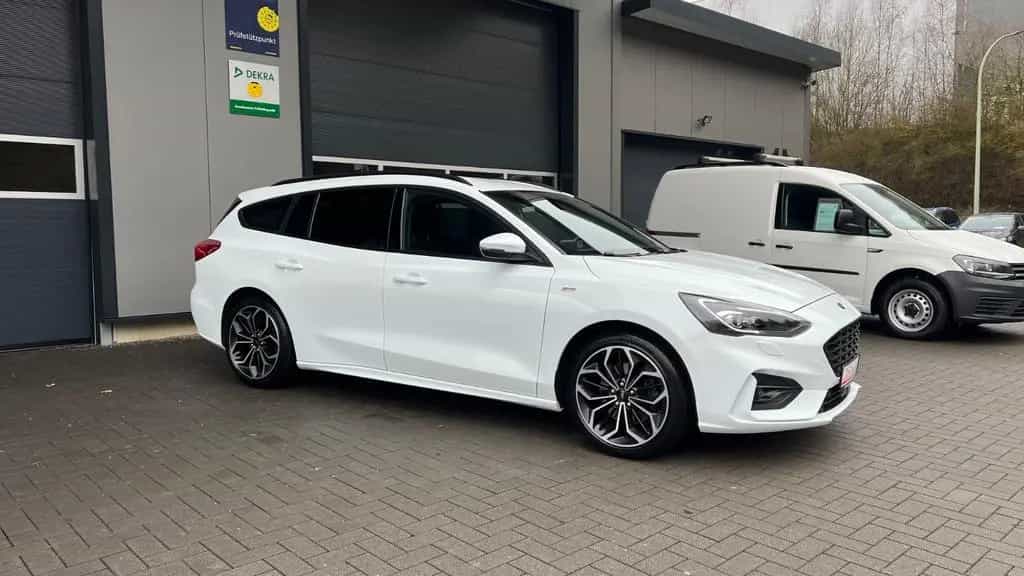 Ford Focus Turnier ST-Line * AHK * APP * ACC * LED 01/2020-photo-7