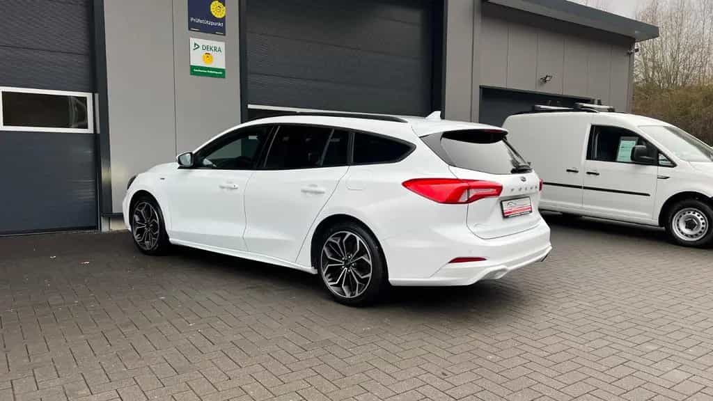 Ford Focus Turnier ST-Line * AHK * APP * ACC * LED 01/2020-photo-8