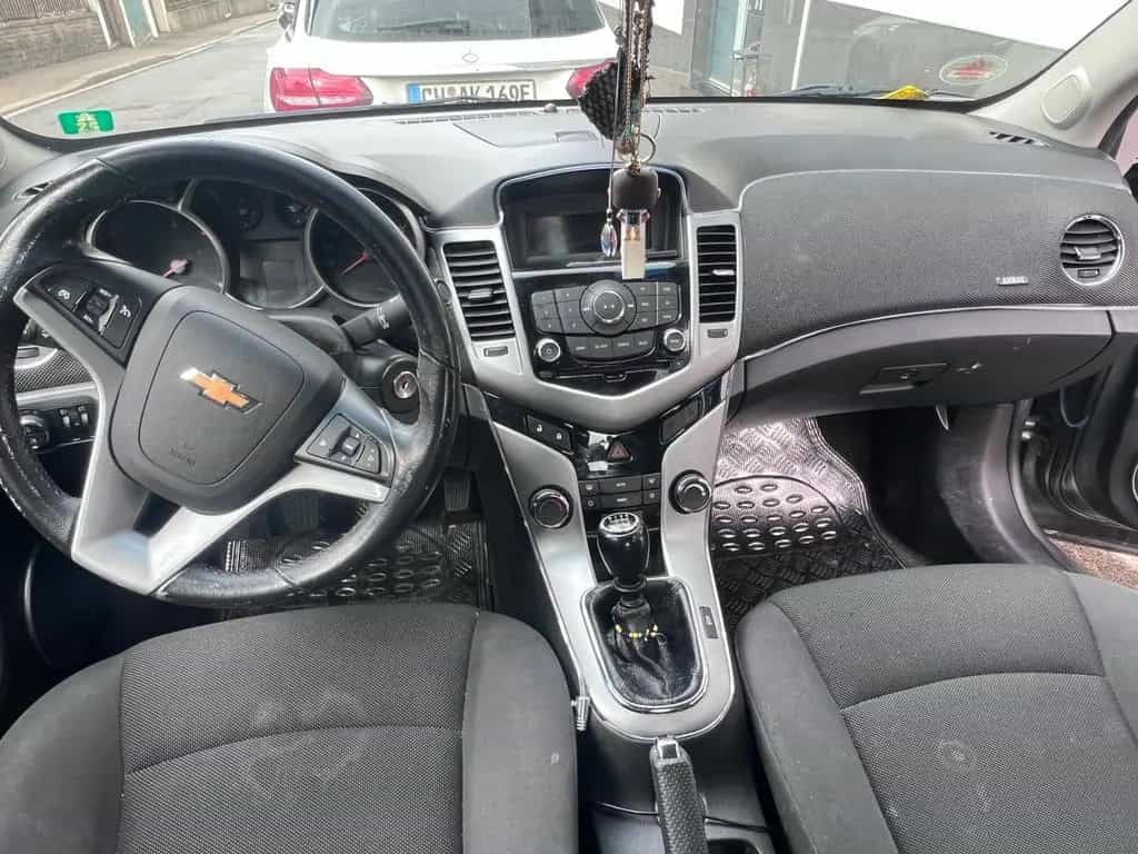 Chevrolet Cruze 02/2012-photo-0