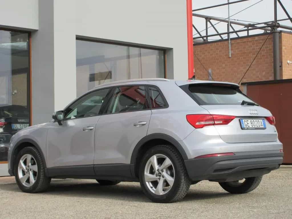 Audi Q3 35 2.0 tdi Business quattro s-tronic 02/2021-photo-3