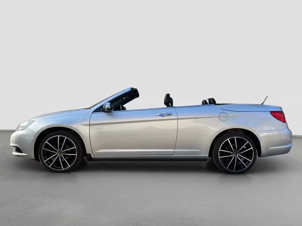 Lancia Flavia Cabrio Leder/Navi/Kamera/Klima/20-Zoll+++ 05/2012-photo-0
