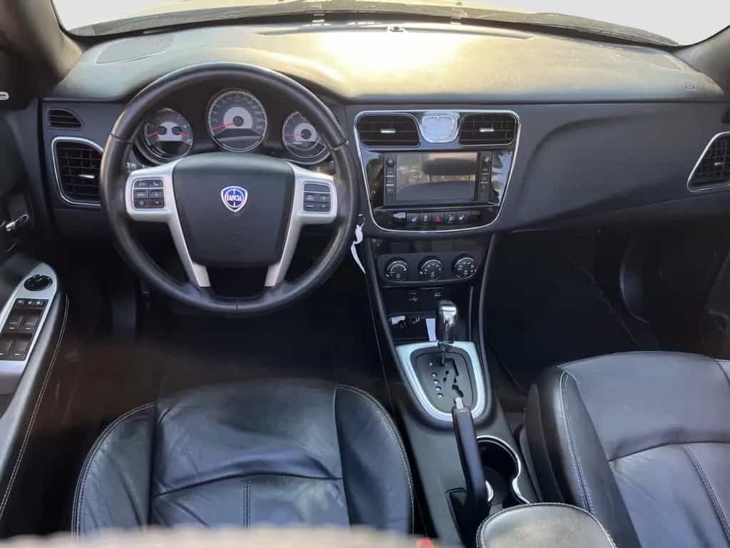 Lancia Flavia Cabrio Leder/Navi/Kamera/Klima/20-Zoll+++ 05/2012-photo-10