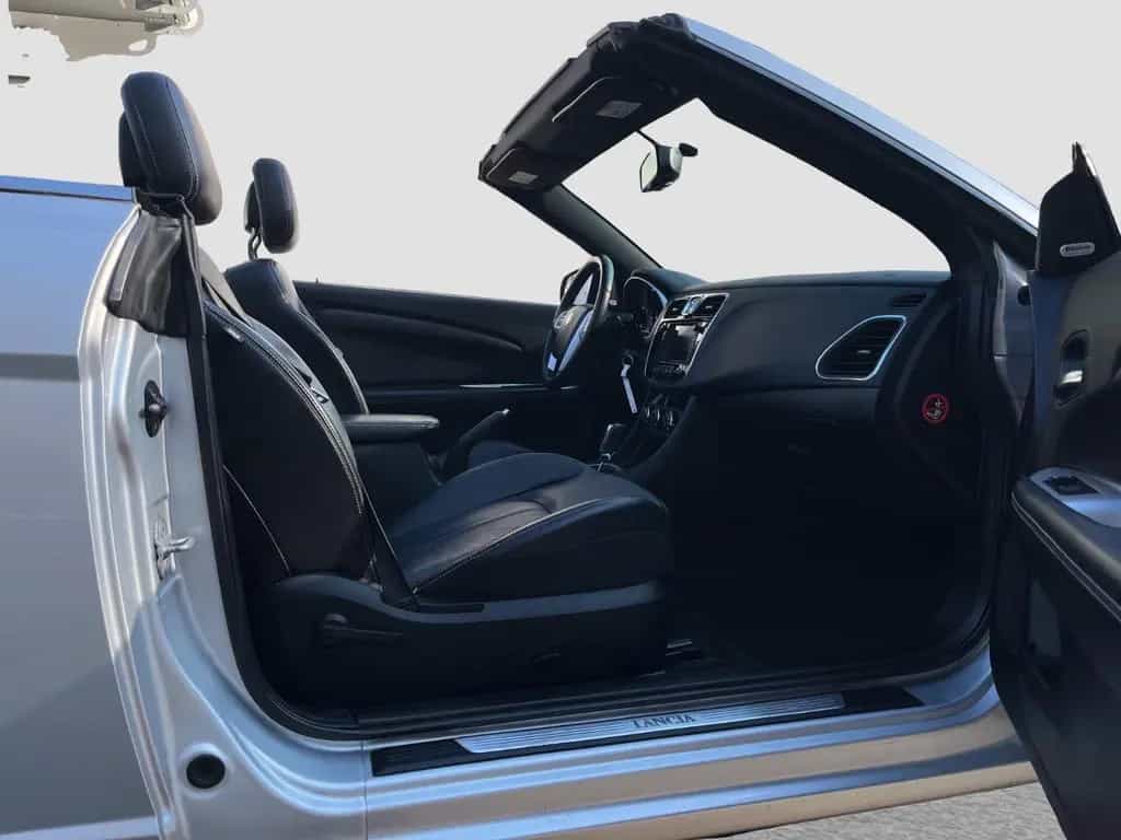 Lancia Flavia Cabrio Leder/Navi/Kamera/Klima/20-Zoll+++ 05/2012-photo-14