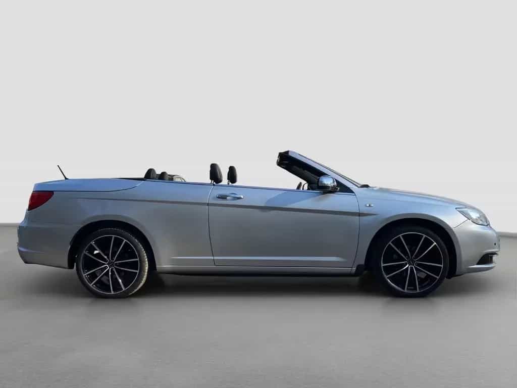 Lancia Flavia Cabrio Leder/Navi/Kamera/Klima/20-Zoll+++ 05/2012-photo-4
