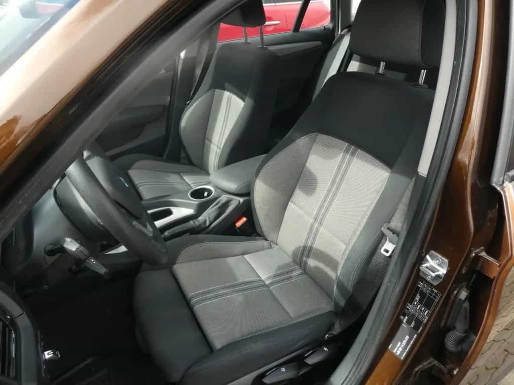 BMW X1 18 i sDrive 03/2015-photo-5