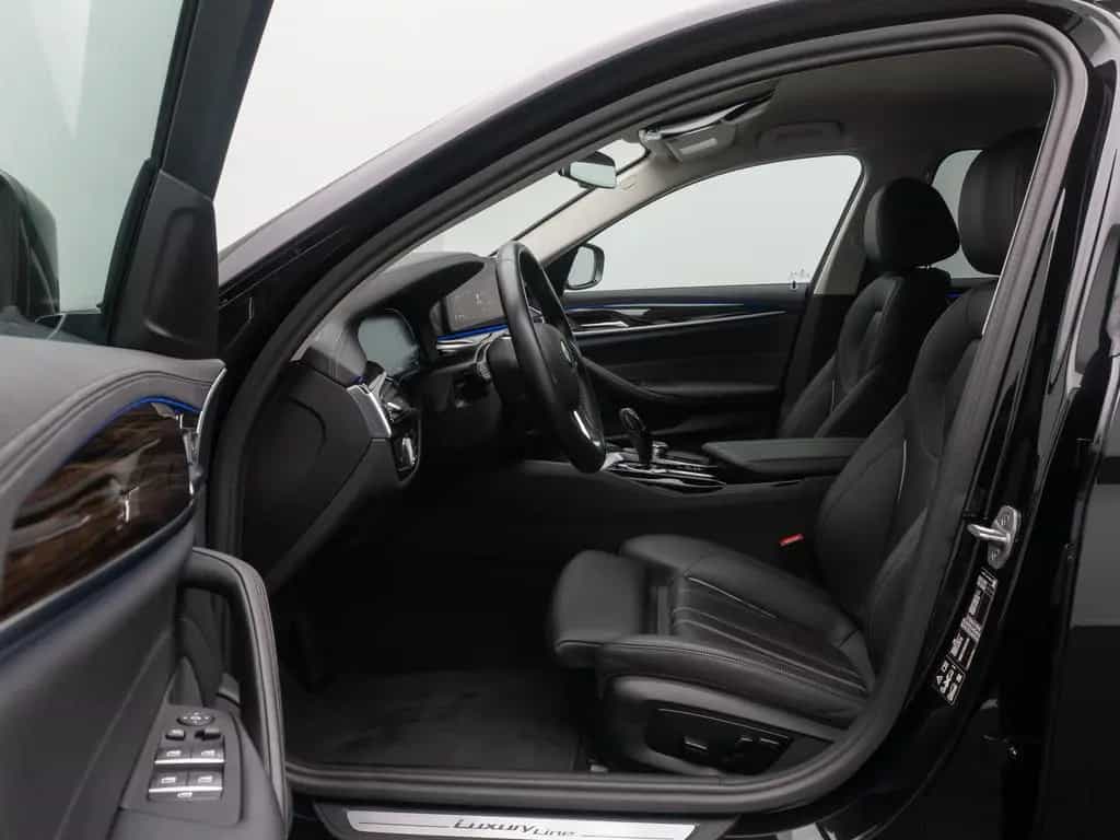 BMW 5 Series 530d xD Luxury Line DAB HUD Kamera Sport Alarm 11/2022-photo-19