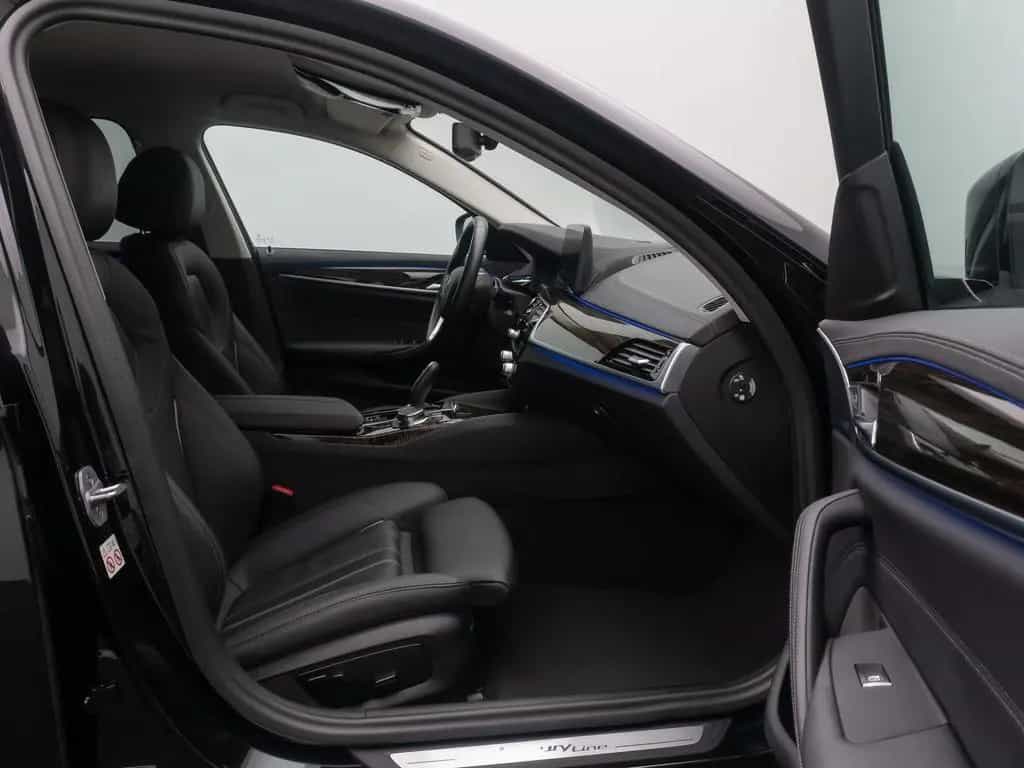 BMW 5 Series 530d xD Luxury Line DAB HUD Kamera Sport Alarm 11/2022-photo-24