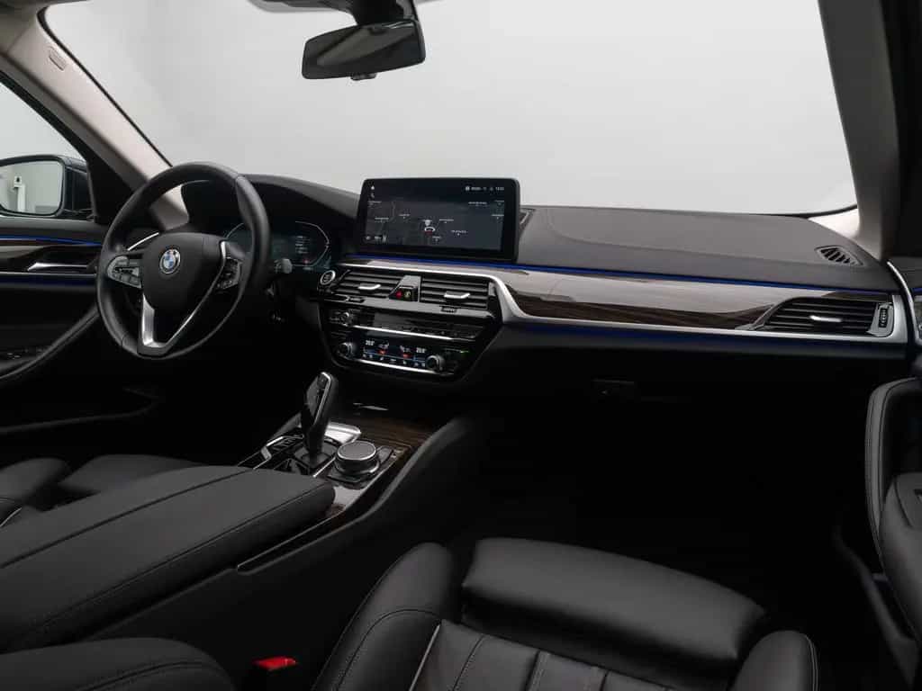 BMW 5 Series 530d xD Luxury Line DAB HUD Kamera Sport Alarm 11/2022-photo-40