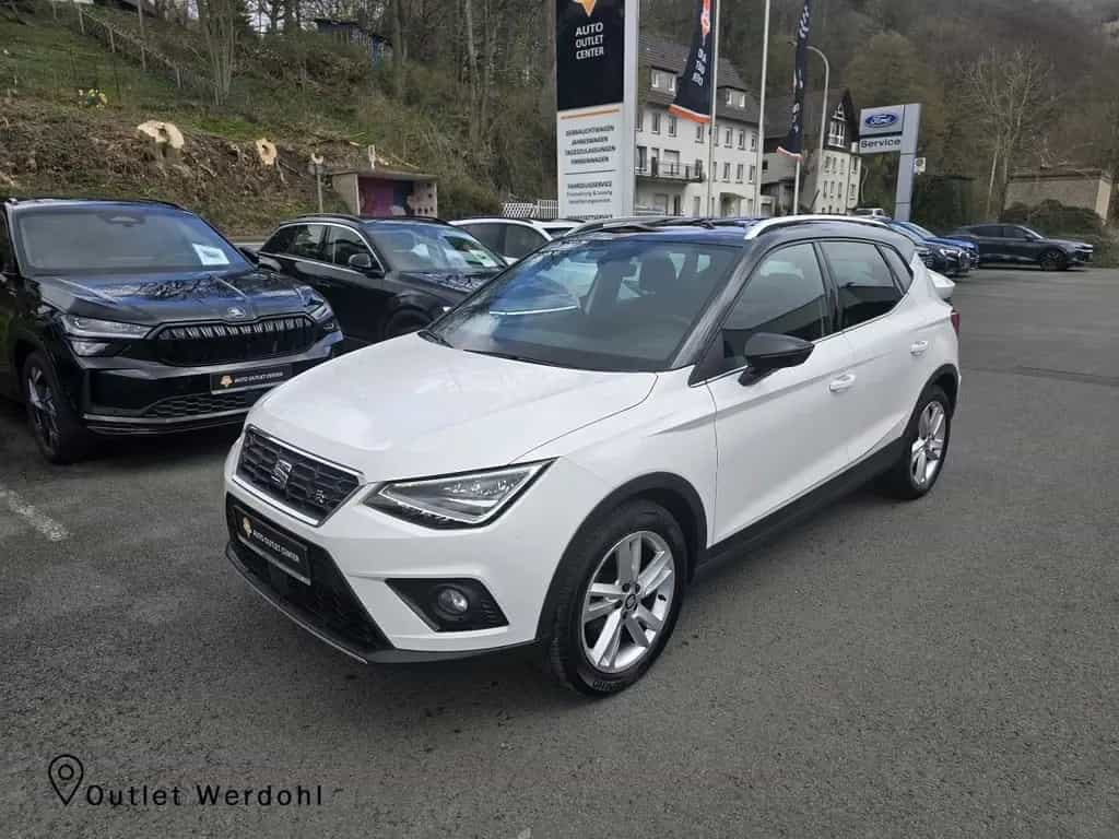 Seat Arona FR*LED*NAVIGATION*PDC*SITZHEIZUNG* 08/2019-photo-0