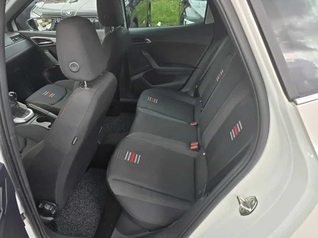 Seat Arona FR*LED*NAVIGATION*PDC*SITZHEIZUNG* 08/2019-photo-12