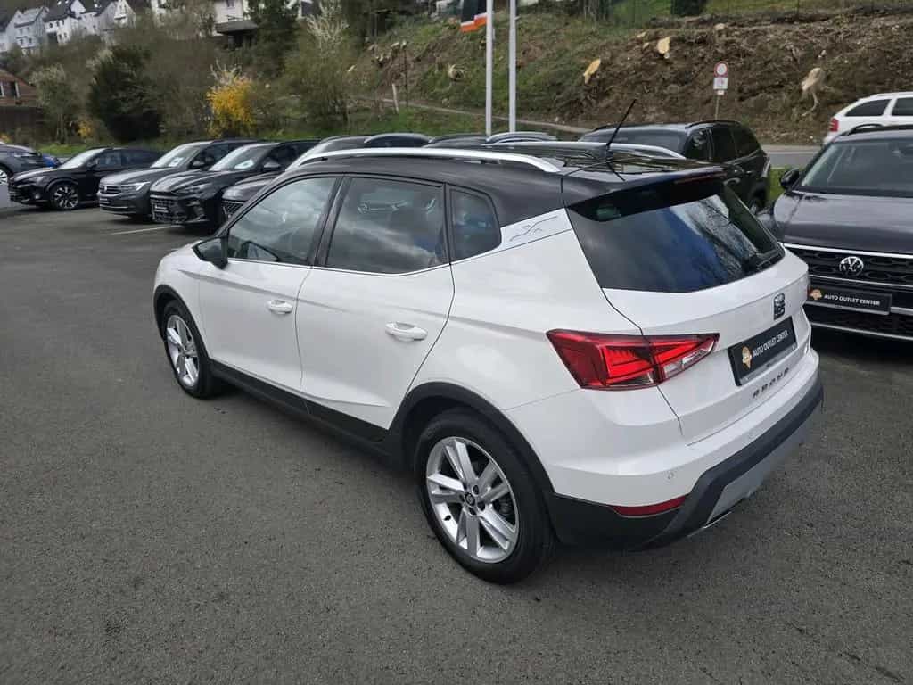 Seat Arona FR*LED*NAVIGATION*PDC*SITZHEIZUNG* 08/2019-photo-18