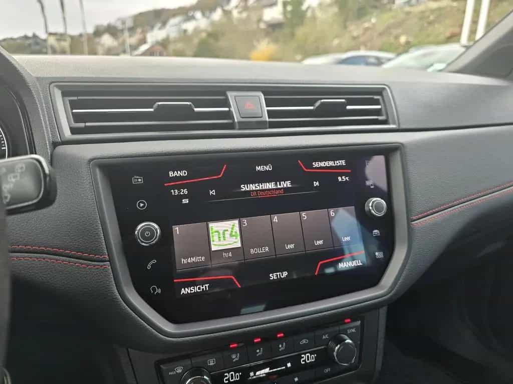 Seat Arona FR*LED*NAVIGATION*PDC*SITZHEIZUNG* 08/2019-photo-5