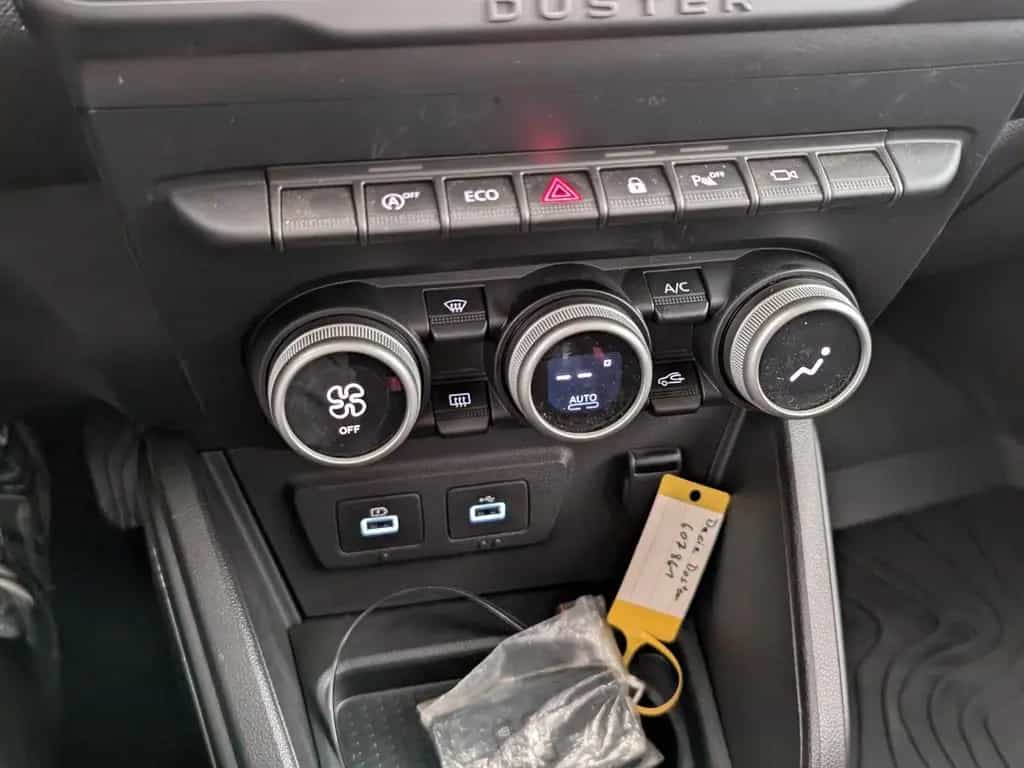 Dacia Duster II 1.3 TCe 130 Extreme 2WD GPF CARPLAY+ 04/2024-photo-20