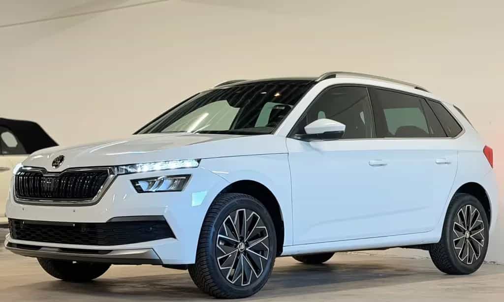 Skoda Kamiq 1.0 TSI Ambition Pano ACC Camera VirCock 04/2022-photo-0