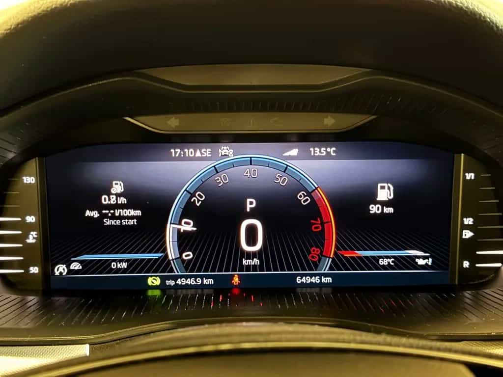 Skoda Kamiq 1.0 TSI Ambition Pano ACC Camera VirCock 04/2022-photo-10