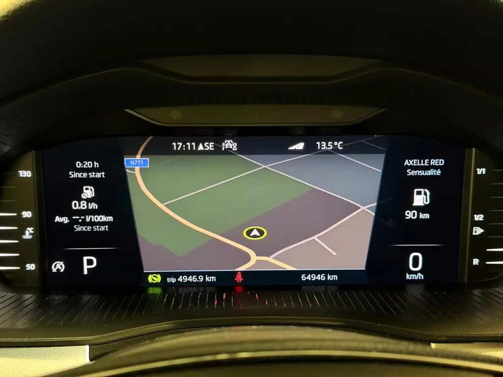Skoda Kamiq 1.0 TSI Ambition Pano ACC Camera VirCock 04/2022-photo-12