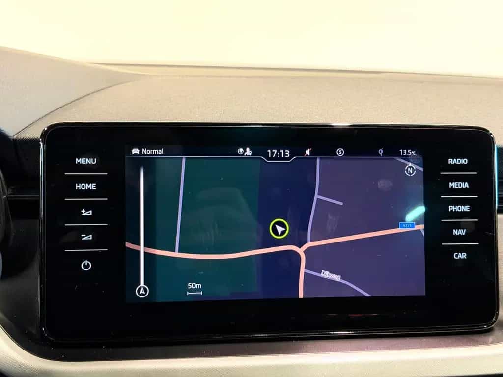 Skoda Kamiq 1.0 TSI Ambition Pano ACC Camera VirCock 04/2022-photo-17