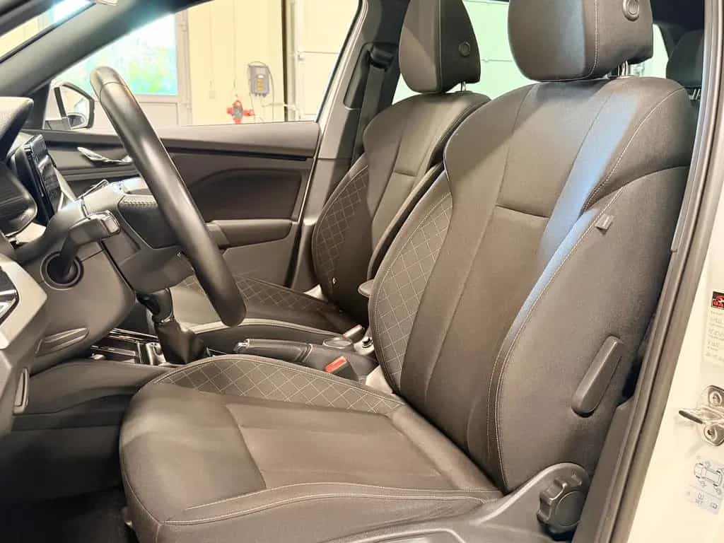 Skoda Kamiq 1.0 TSI Ambition Pano ACC Camera VirCock 04/2022-photo-24