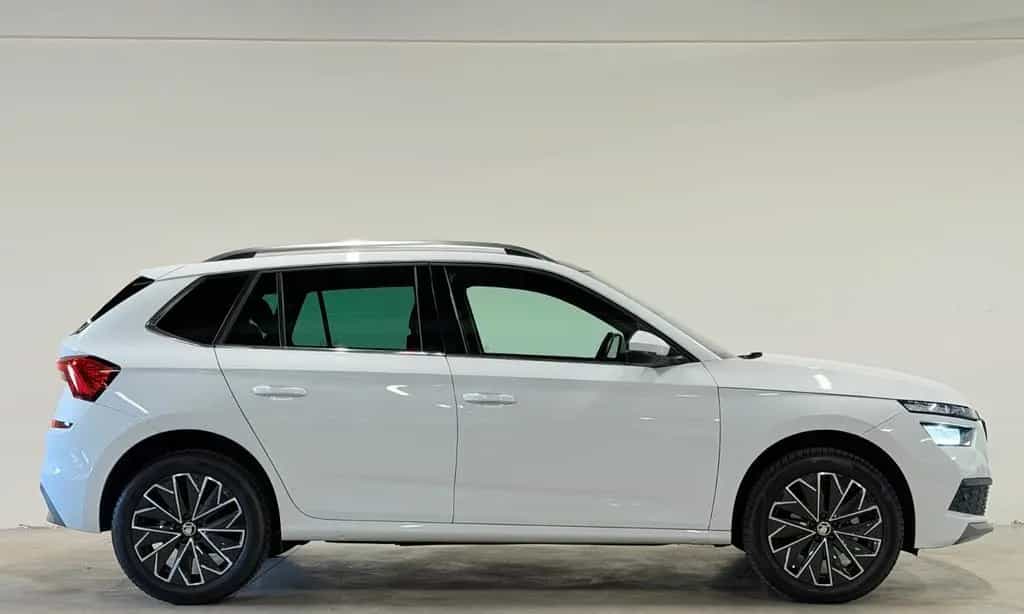 Skoda Kamiq 1.0 TSI Ambition Pano ACC Camera VirCock 04/2022-photo-4