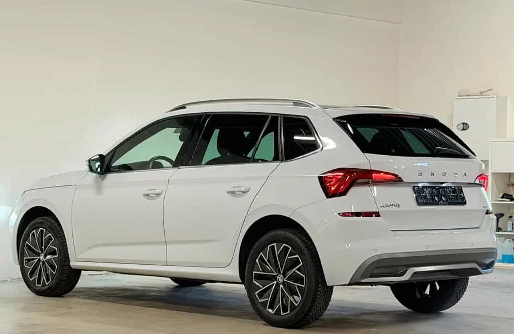 Skoda Kamiq 1.0 TSI Ambition Pano ACC Camera VirCock 04/2022-photo-7