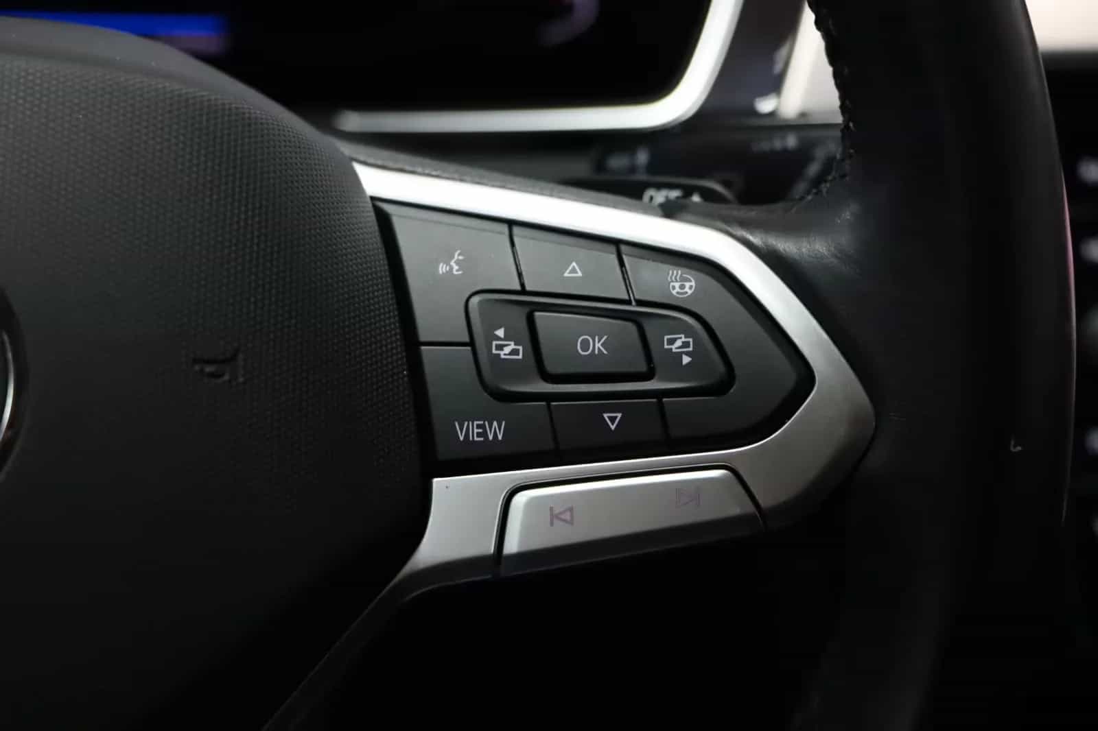 Volkswagen Passat Variant 03/2022-photo-13