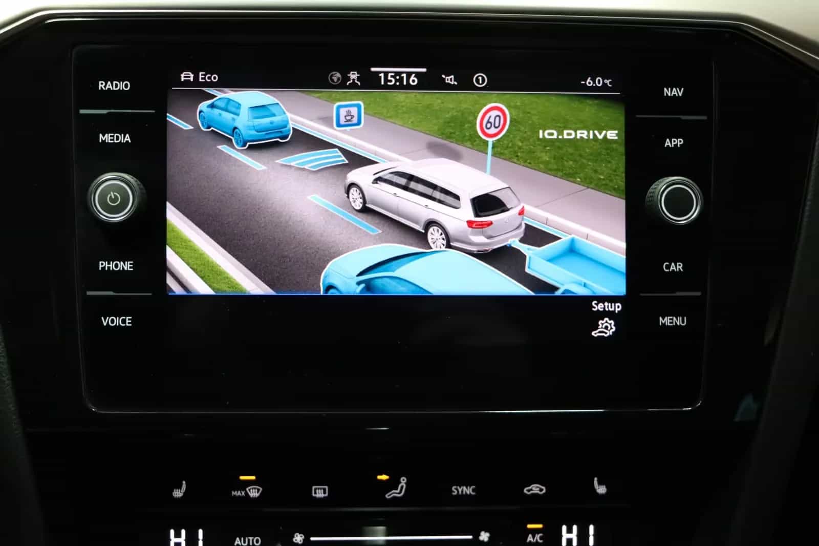 Volkswagen Passat Variant 03/2022-photo-15