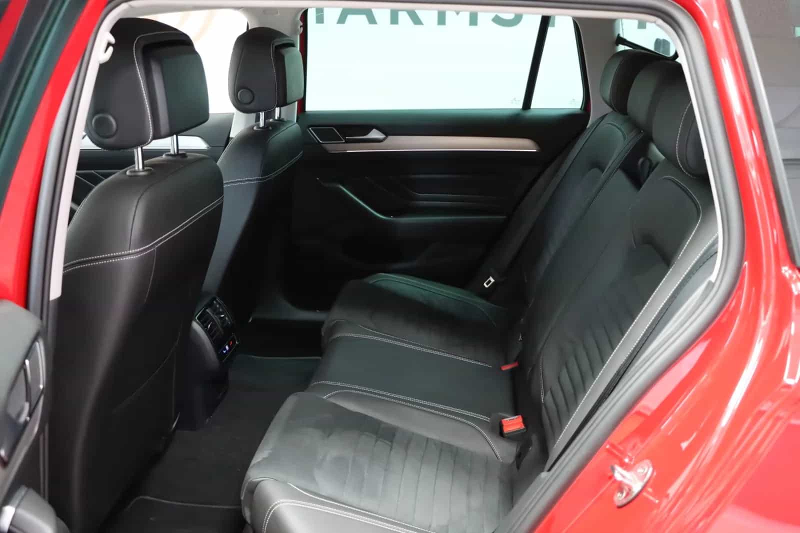 Volkswagen Passat Variant 03/2022-photo-20
