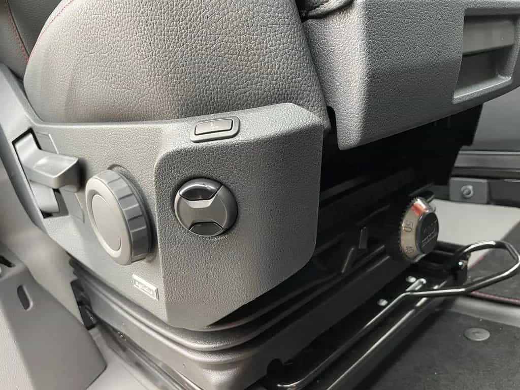 MAN TGE 3.200 L3H2 MIXTO 4x4 Individual S ACC STHZ 01/2026-photo-25