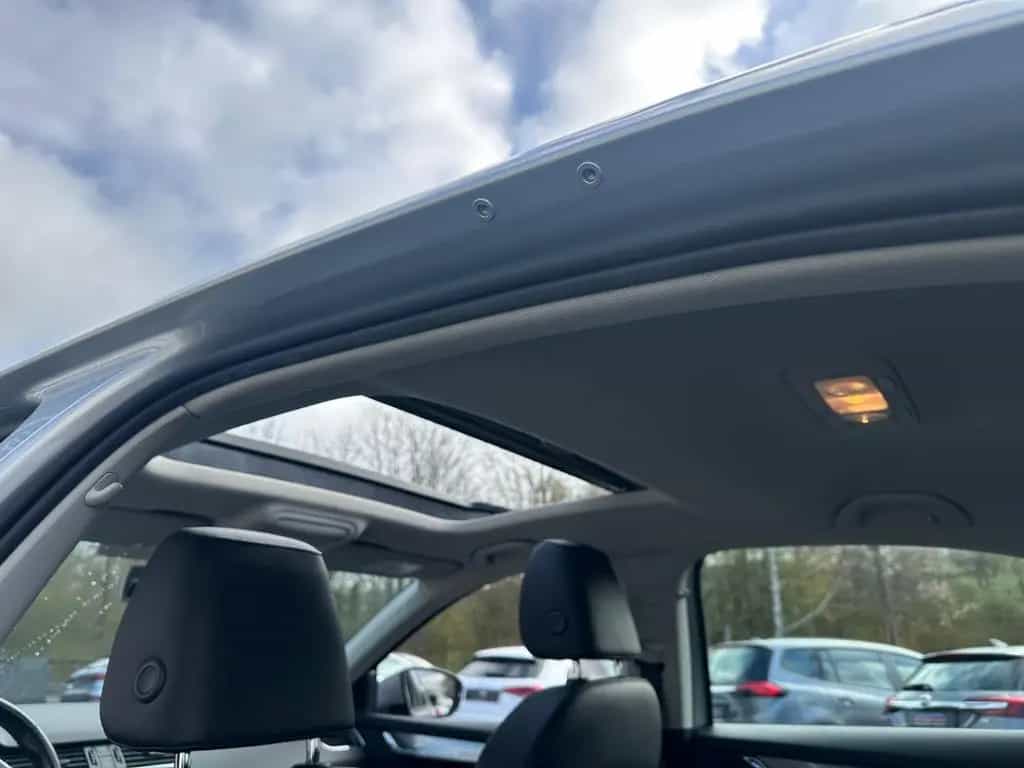 Skoda Octavia Elegance *PANO*PDC*STH*NAVI 01/2014-photo-5