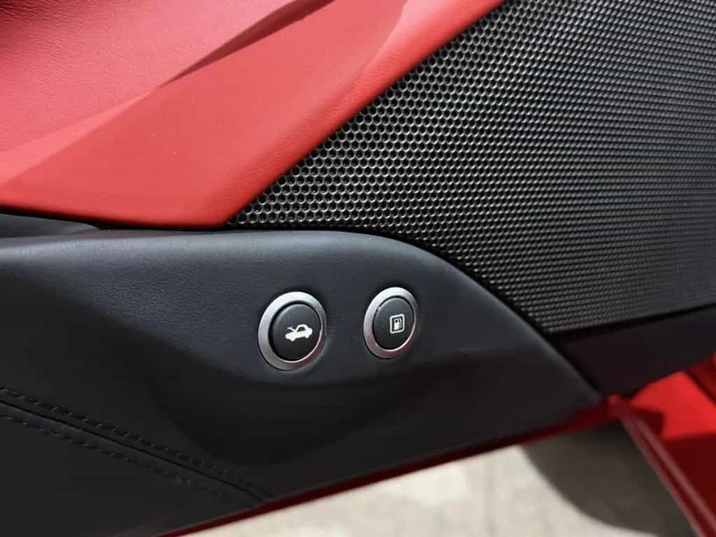Ferrari 488 GTB Lift 2x Carbon Keramik RFK 03/2016-photo-17
