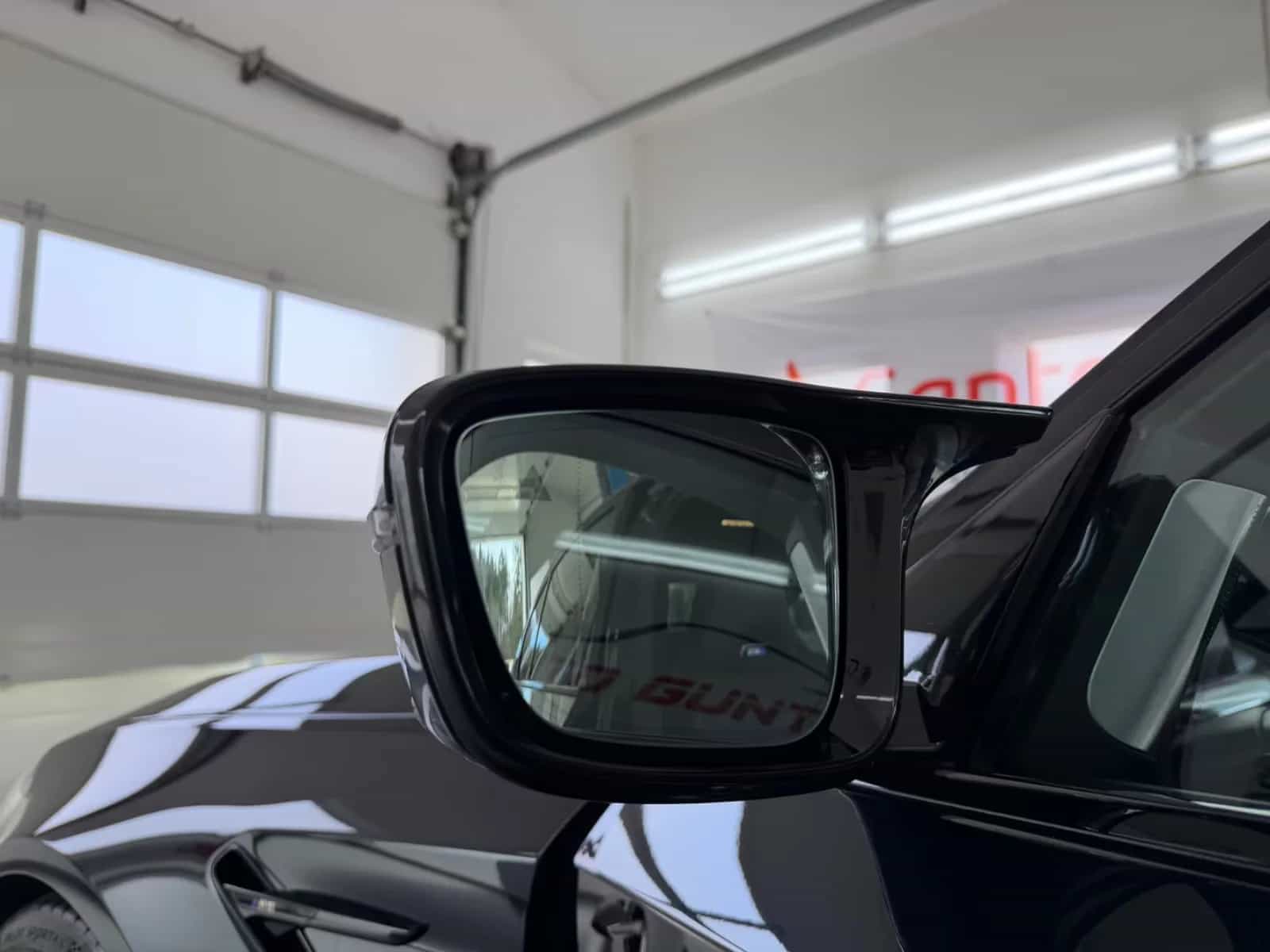 BMW M5 05/2019-photo-26
