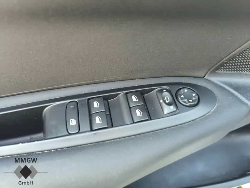 Citroën C4 Selection Navi/Klima/SHZ/Nur an Gewerbe 09/2016-photo-12