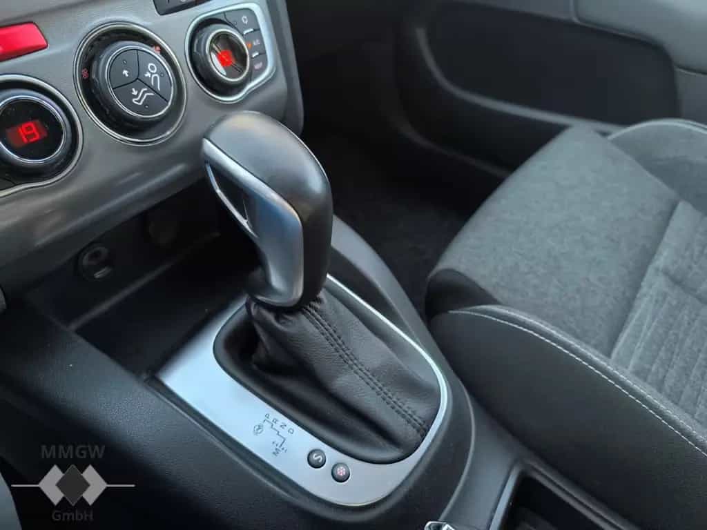 Citroën C4 Selection Navi/Klima/SHZ/Nur an Gewerbe 09/2016-photo-20