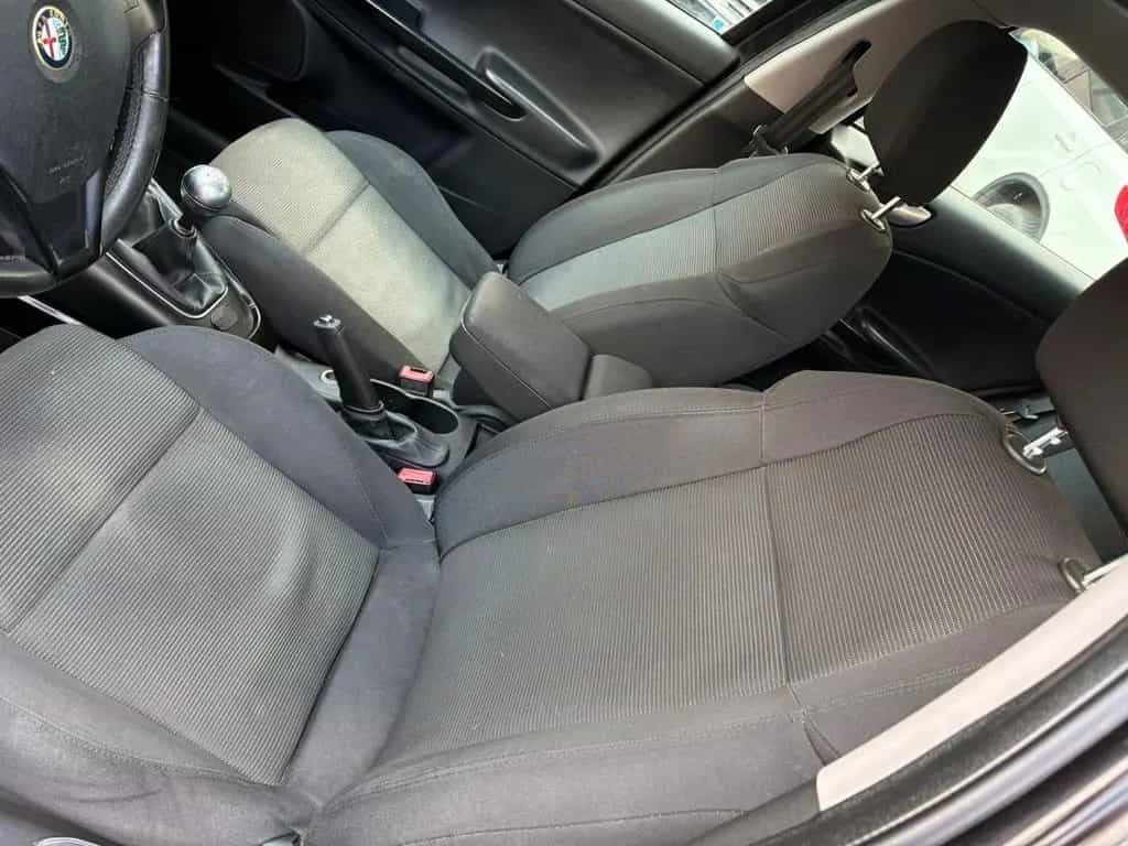 Alfa Romeo Giulietta 1.6 JTDm-2 105 CV Distincti 03/2013-photo-3