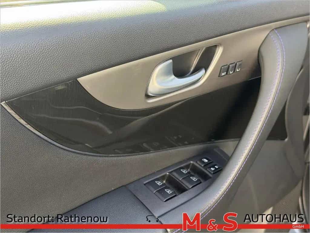 Infiniti QX70 3.0d S 09/2015-photo-5