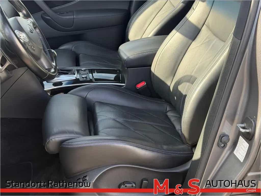 Infiniti QX70 3.0d S 09/2015-photo-6