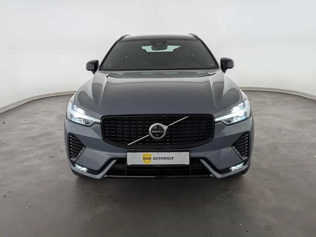Volvo XC60 XC 60 B4 (Diesel) AWD R-Design LED+NAVI+AHK+PANO 06/2022-photo-1