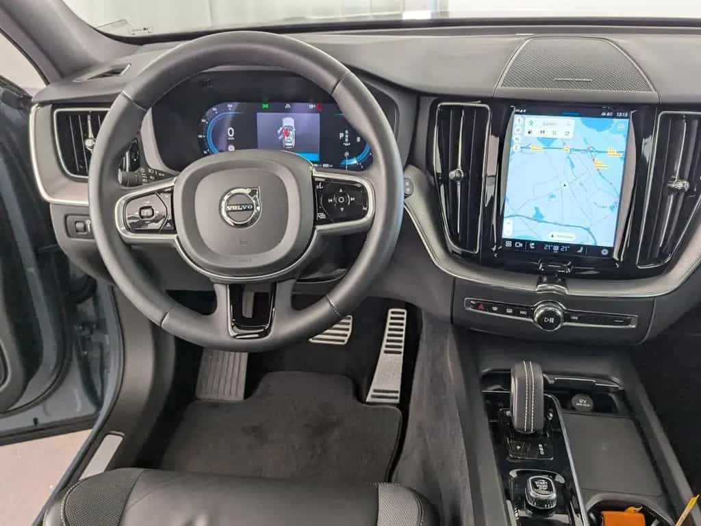 Volvo XC60 XC 60 B4 (Diesel) AWD R-Design LED+NAVI+AHK+PANO 06/2022-photo-17
