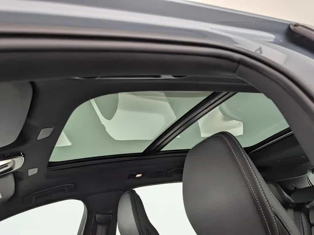 Volvo XC60 XC 60 B4 (Diesel) AWD R-Design LED+NAVI+AHK+PANO 06/2022-photo-19