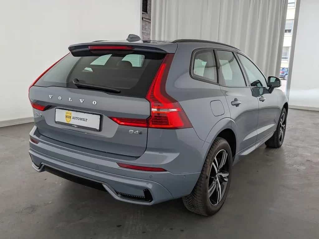 Volvo XC60 XC 60 B4 (Diesel) AWD R-Design LED+NAVI+AHK+PANO 06/2022-photo-5