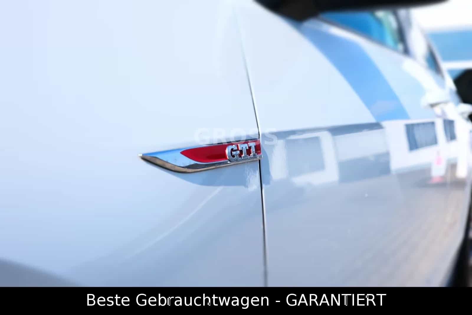 Volkswagen Golf 04/2014-photo-11