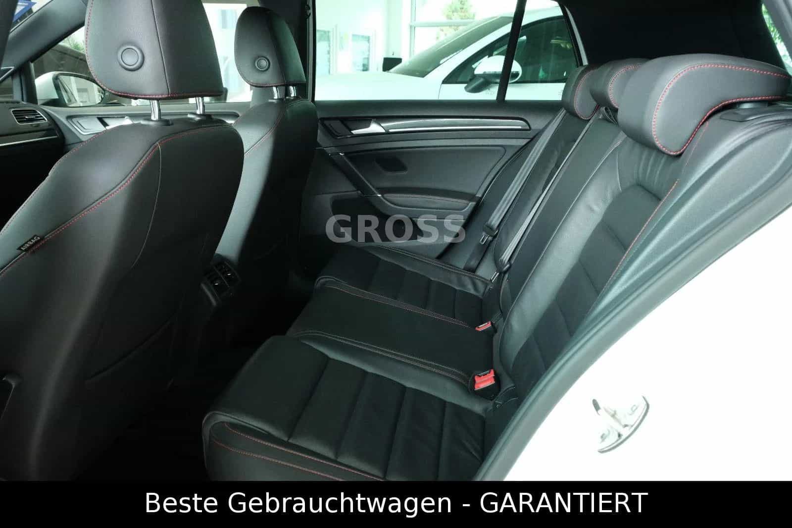 Volkswagen Golf 04/2014-photo-18