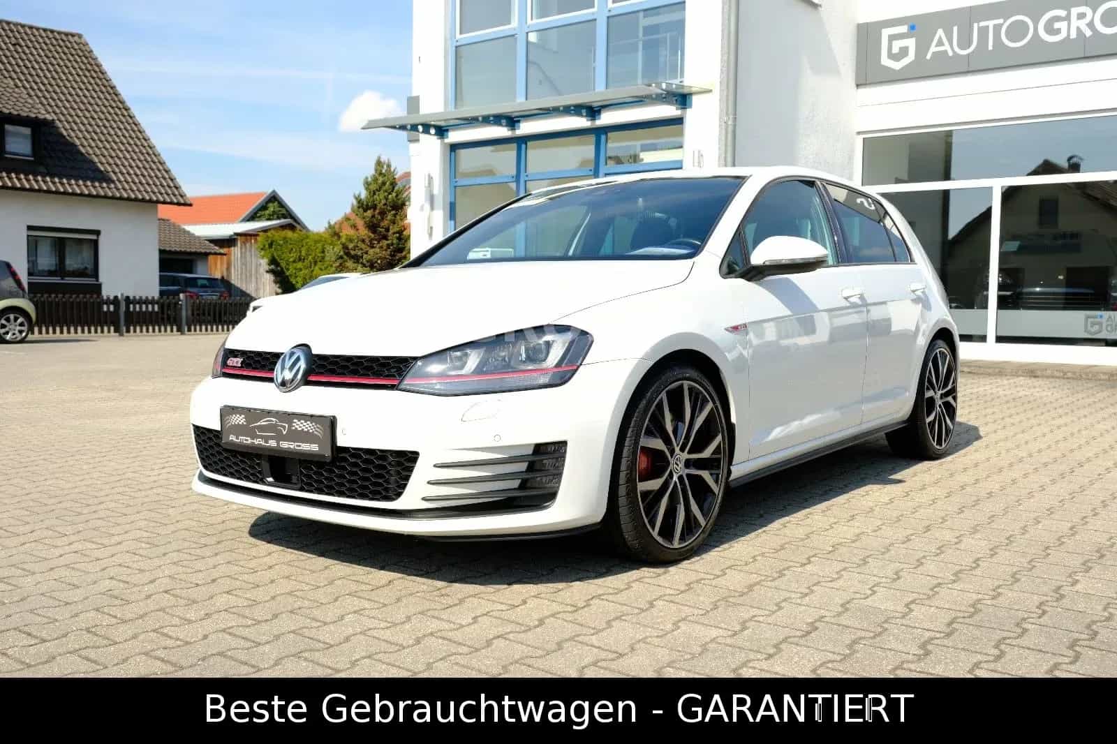 Volkswagen Golf 04/2014-photo-2