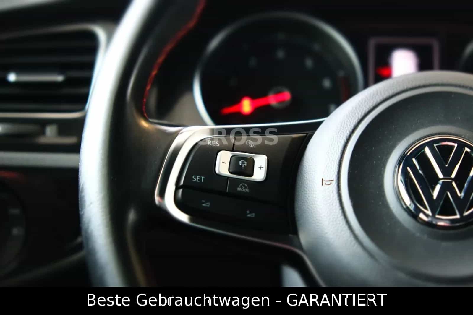 Volkswagen Golf 04/2014-photo-26