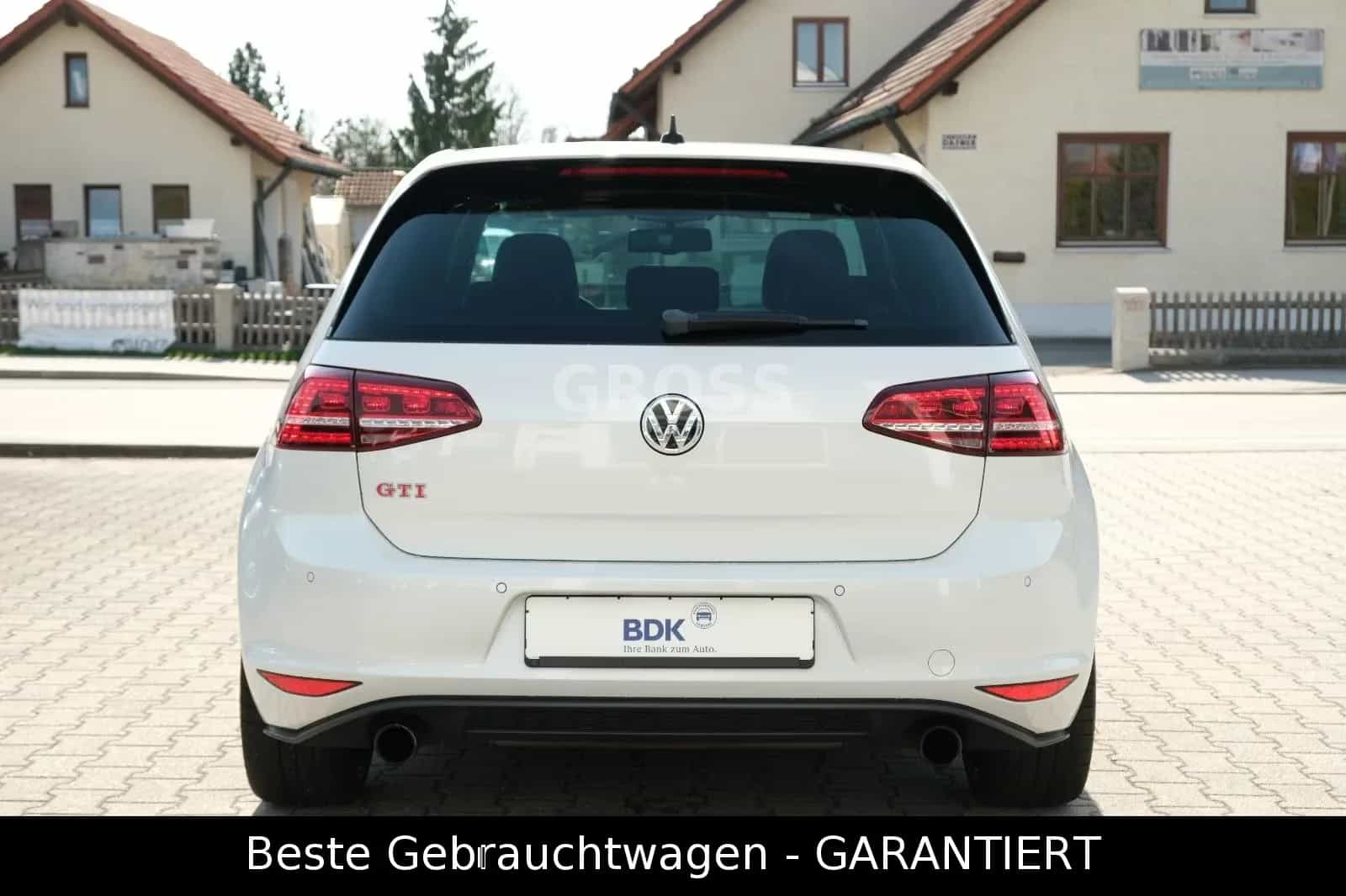Volkswagen Golf 04/2014-photo-6