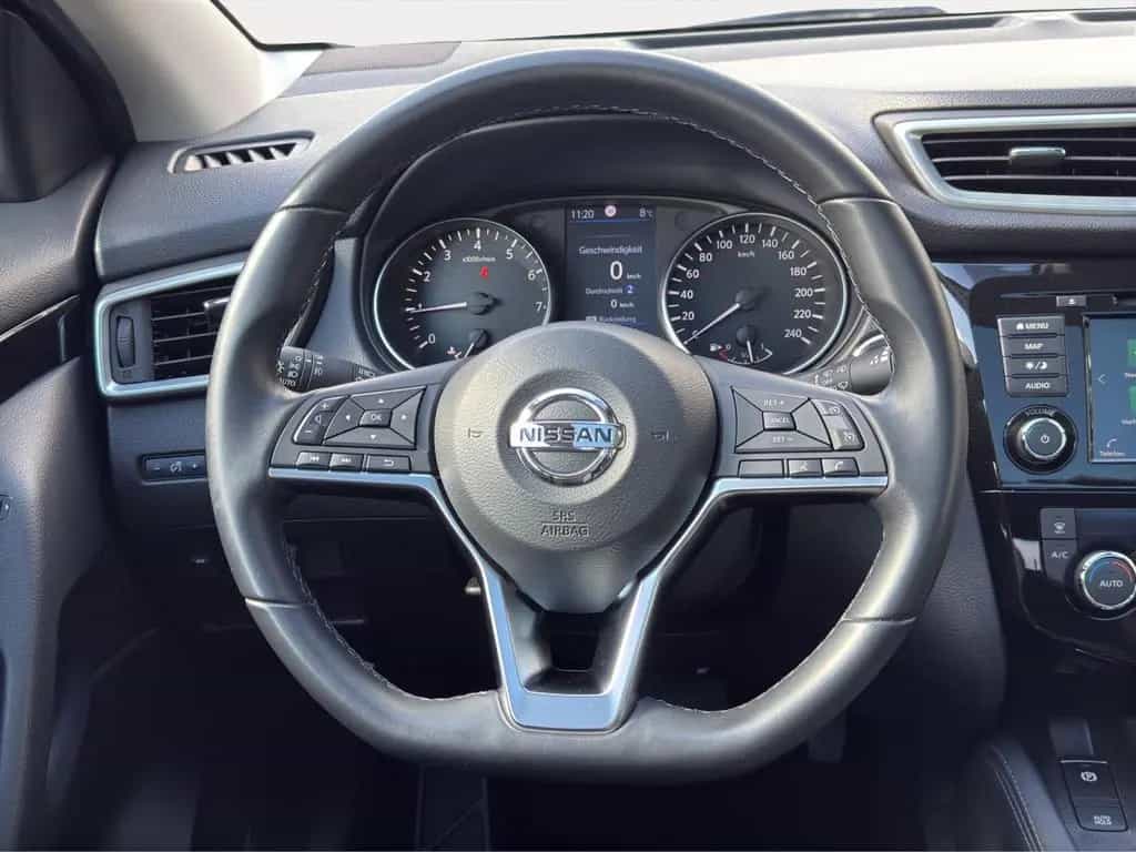 Nissan Qashqai N-Connecta°PANORAMA°WINTERP°360°KAM°NAVI 03/2020-photo-9