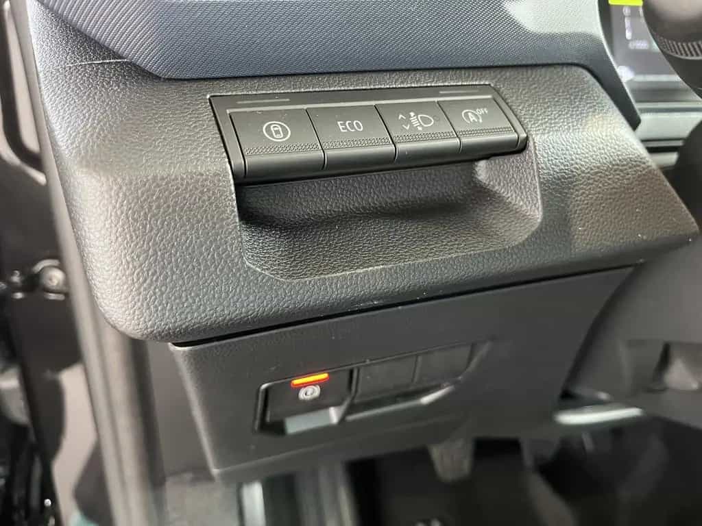 Dacia Duster Journey TCe 130 03/2026-photo-18