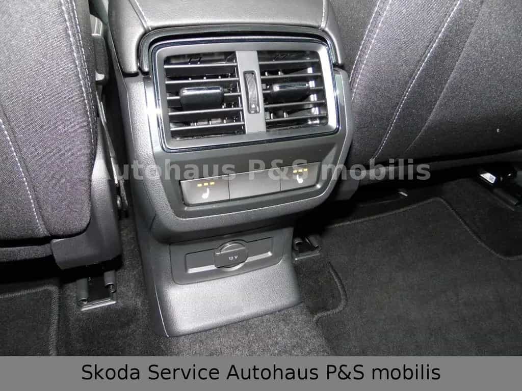 Skoda Karoq Sportline 2.0TSI DSG 4x4 140kW 03/2021-photo-15